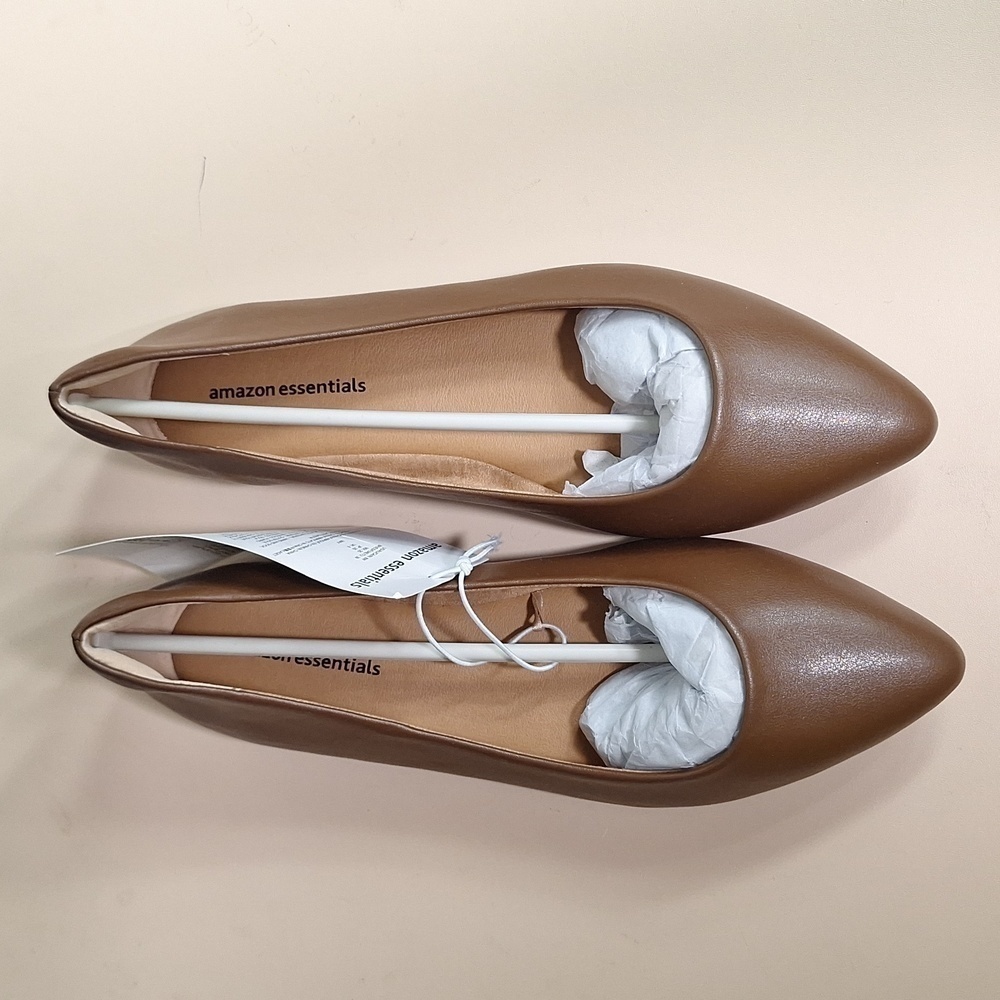 Amazon Essentials Point Toe Flats Slip On Shoes Brown - Picture 3 of 9